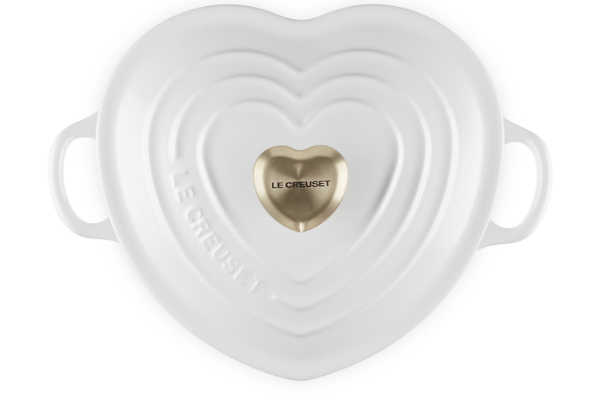 Brytfanna Le Creuset w Kształcie Serca z Uchwytem do Pokrywki Serce 20 cm 1.9L biała ze złotym wykończeniem